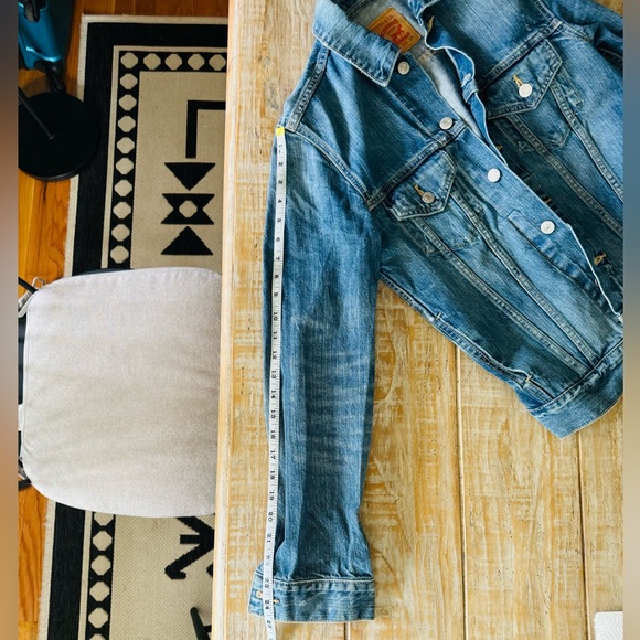 Levi’s Denim Jacket XS mint condition 🔥 - Picture 3 of 8